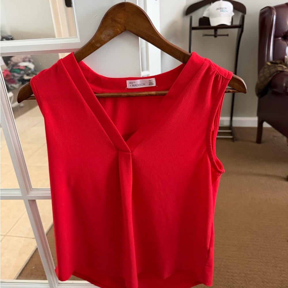 89th & Madison Vivid Red Sleeveless Blouse